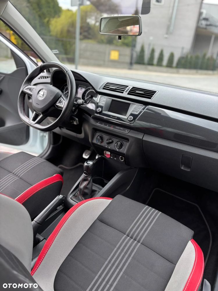 Skoda Fabia 1.0 TSI Monte Carlo - 4