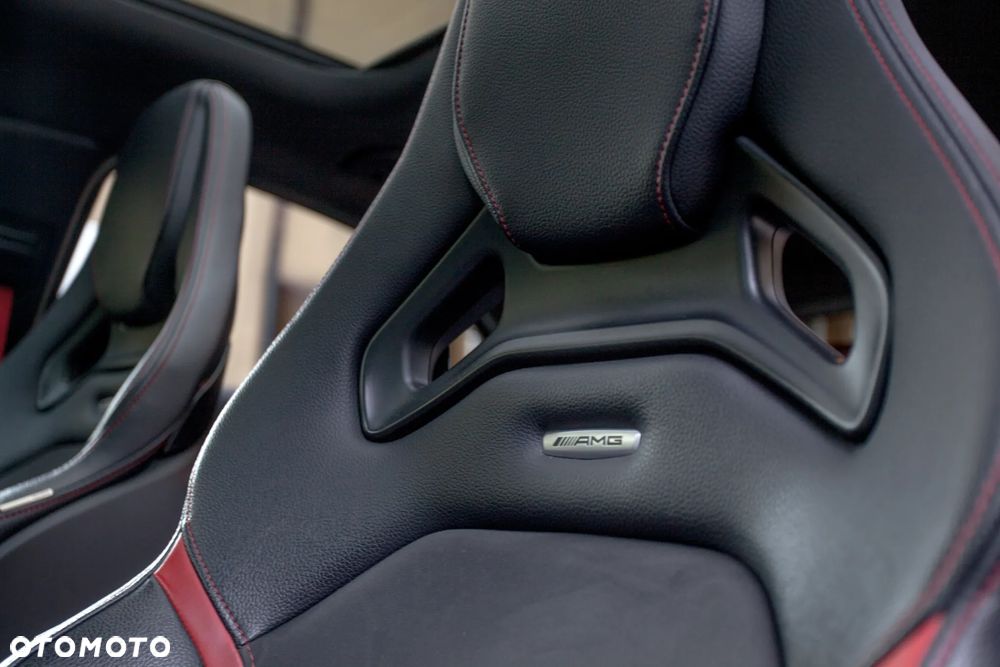 Mercedes-Benz Klasa A AMG 45 4-Matic - 33