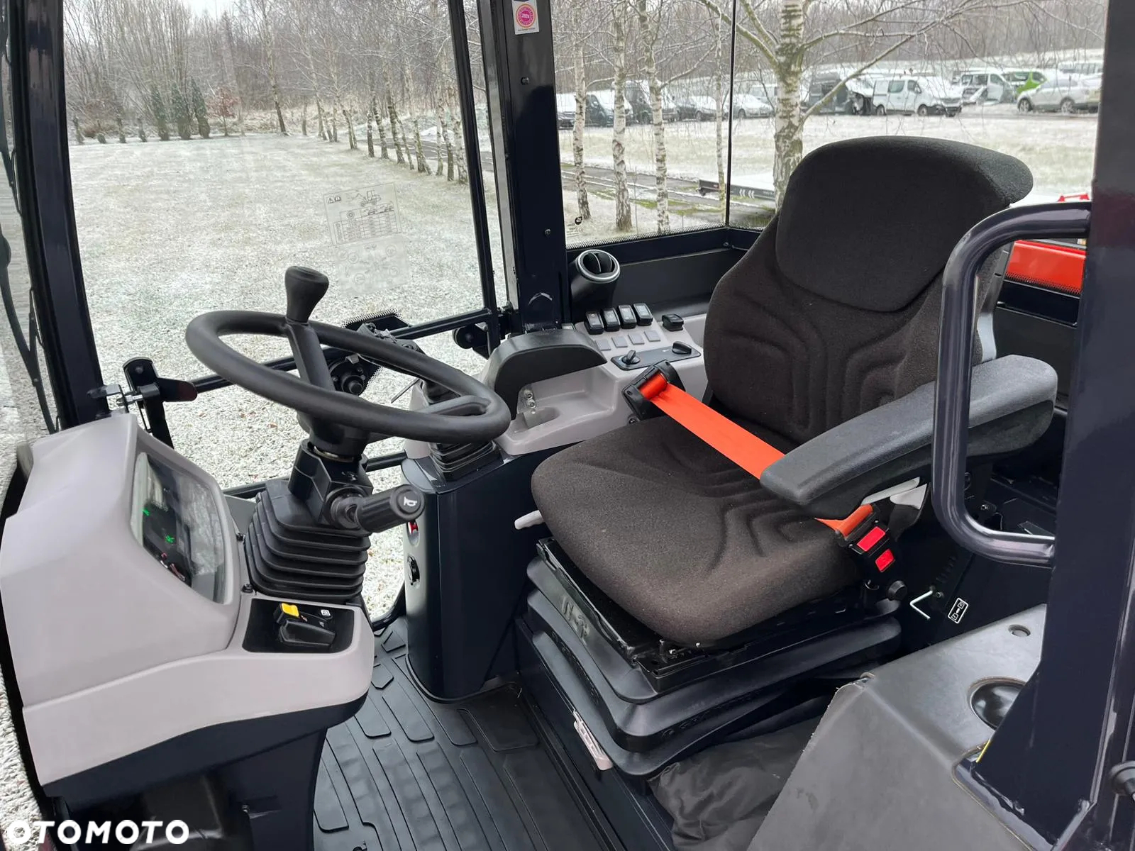 Kubota R070 - 8