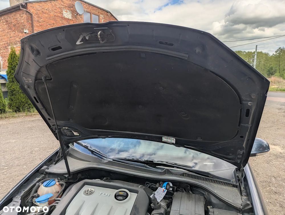 VW Jetta 2007 1.9 77kw na części - 4