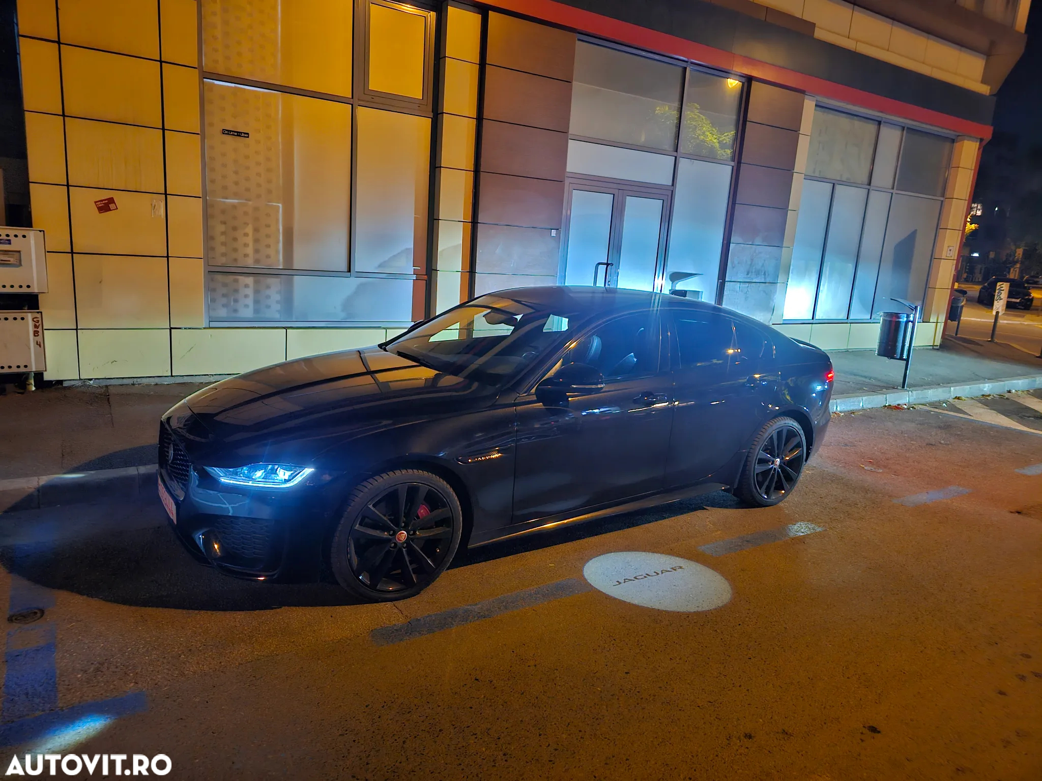 Jaguar XE D200 AWD Aut. R-Dynamic Black - 30