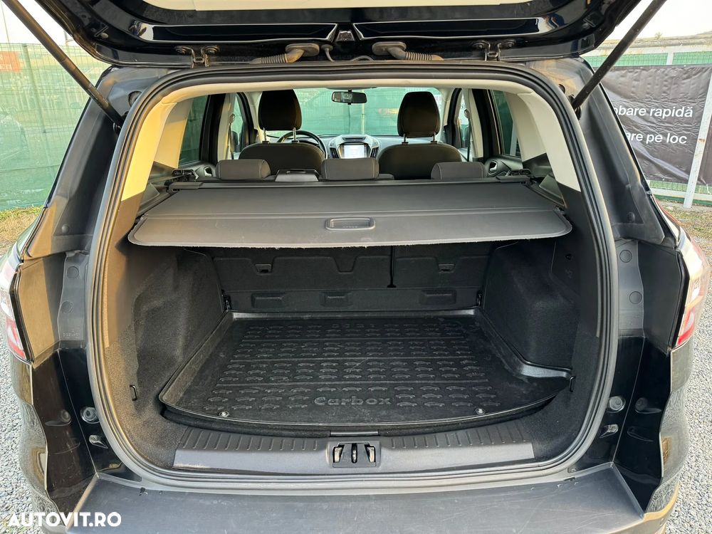 Ford Kuga 1.5 EcoBoost 2x4 Black & Silver - 23