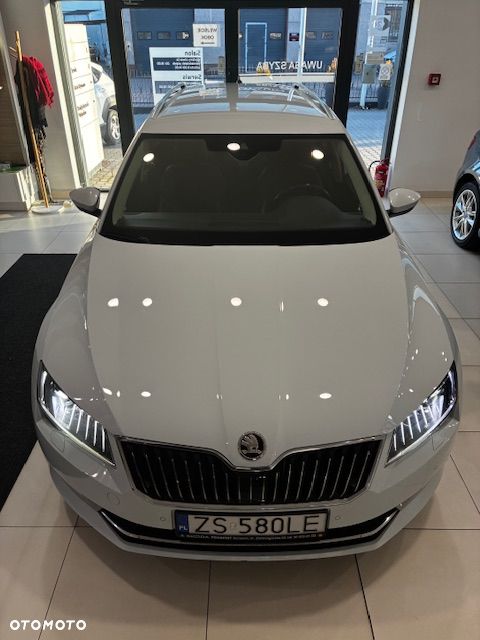Skoda Superb 2.0 TDI L&K DSG - 4