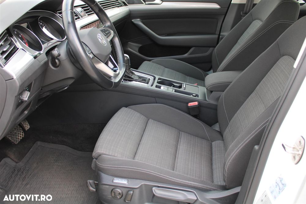 Volkswagen Passat 1.5 TSI ACT DSG Comfortline - 11