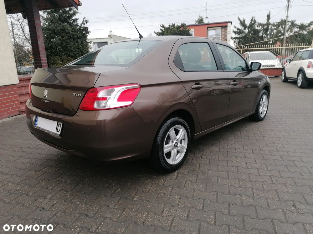 Peugeot 301 - 7