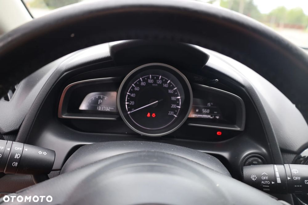 Mazda 2 - 16