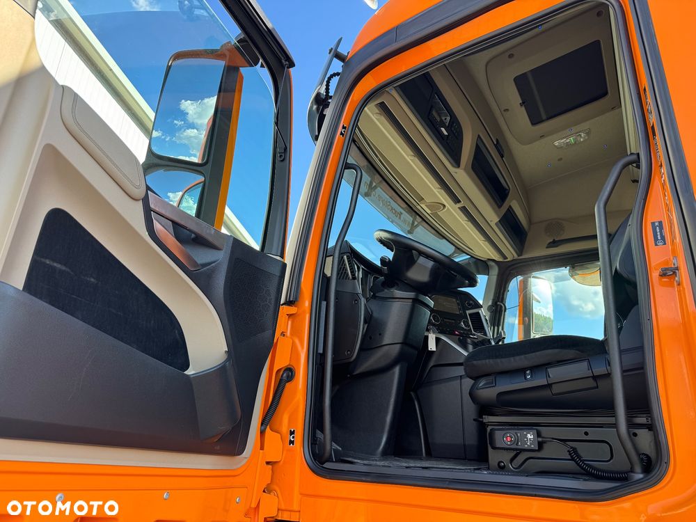 Mercedes-Benz Actros 2553 - 26