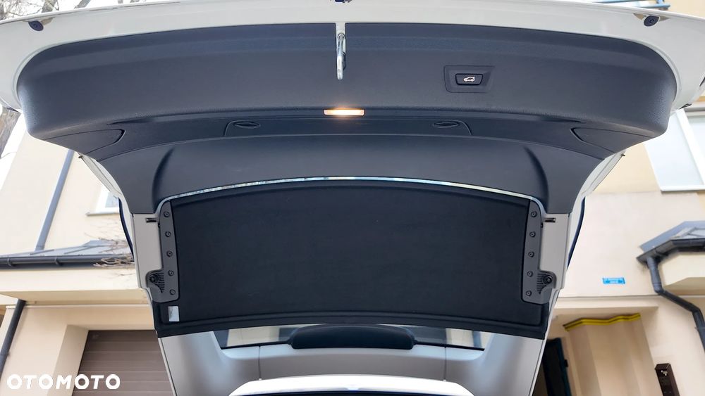 BMW 3GT 318d Advantage - 8