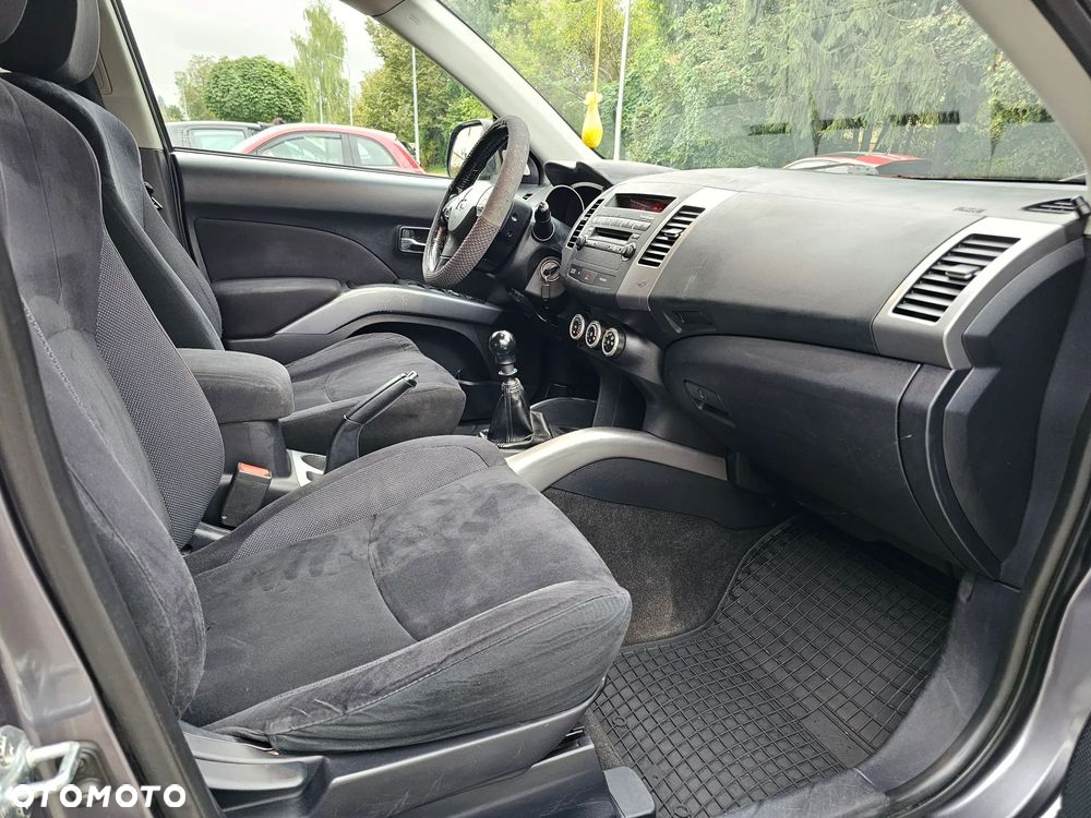 Mitsubishi Outlander 2.0 DID Intense - 6