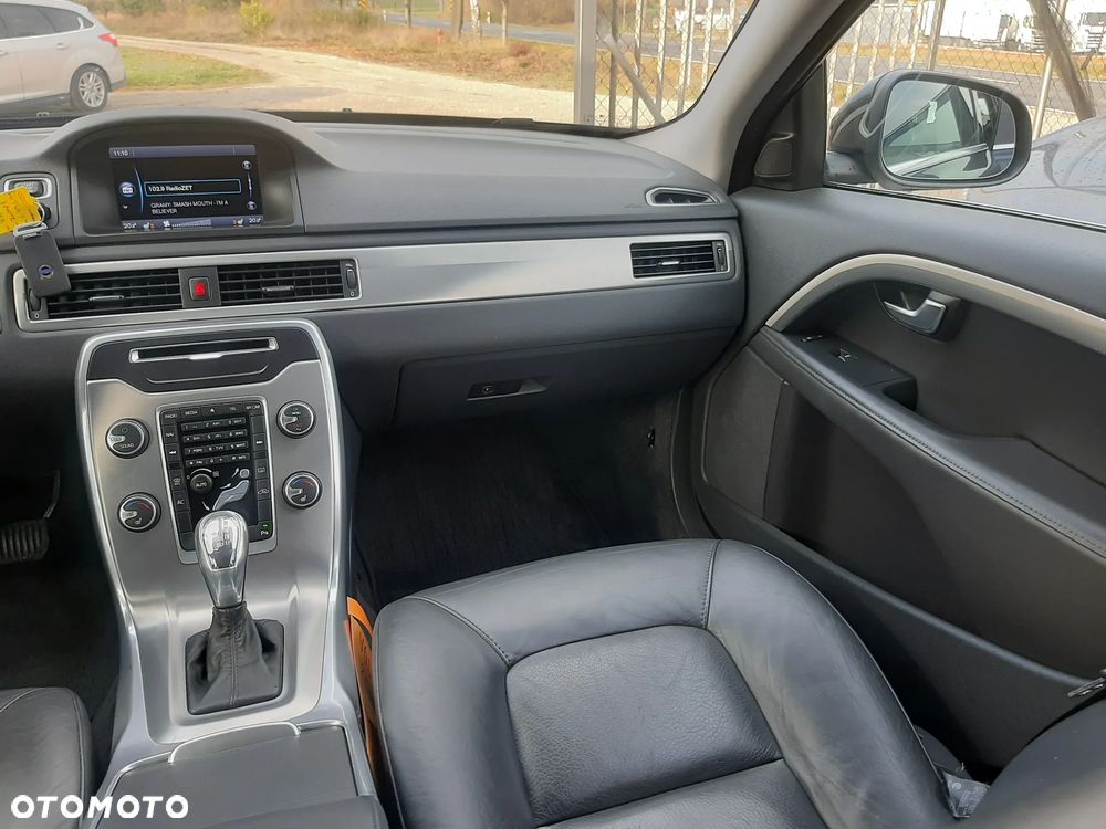 Volvo V70 D4 Geartronic Summum - 28