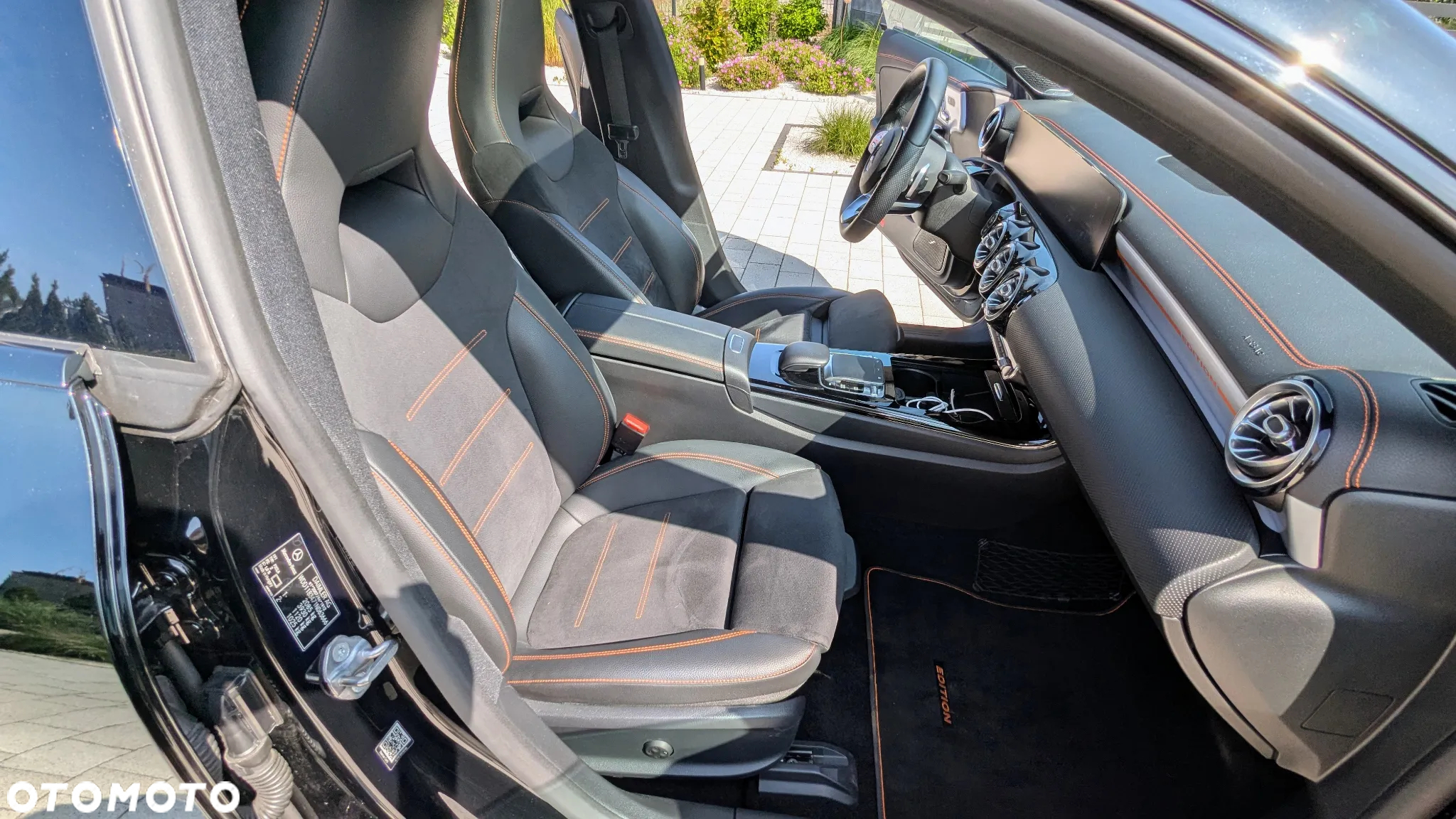Mercedes-Benz CLA 250 4-Matic Edition 1 7G-DCT - 20