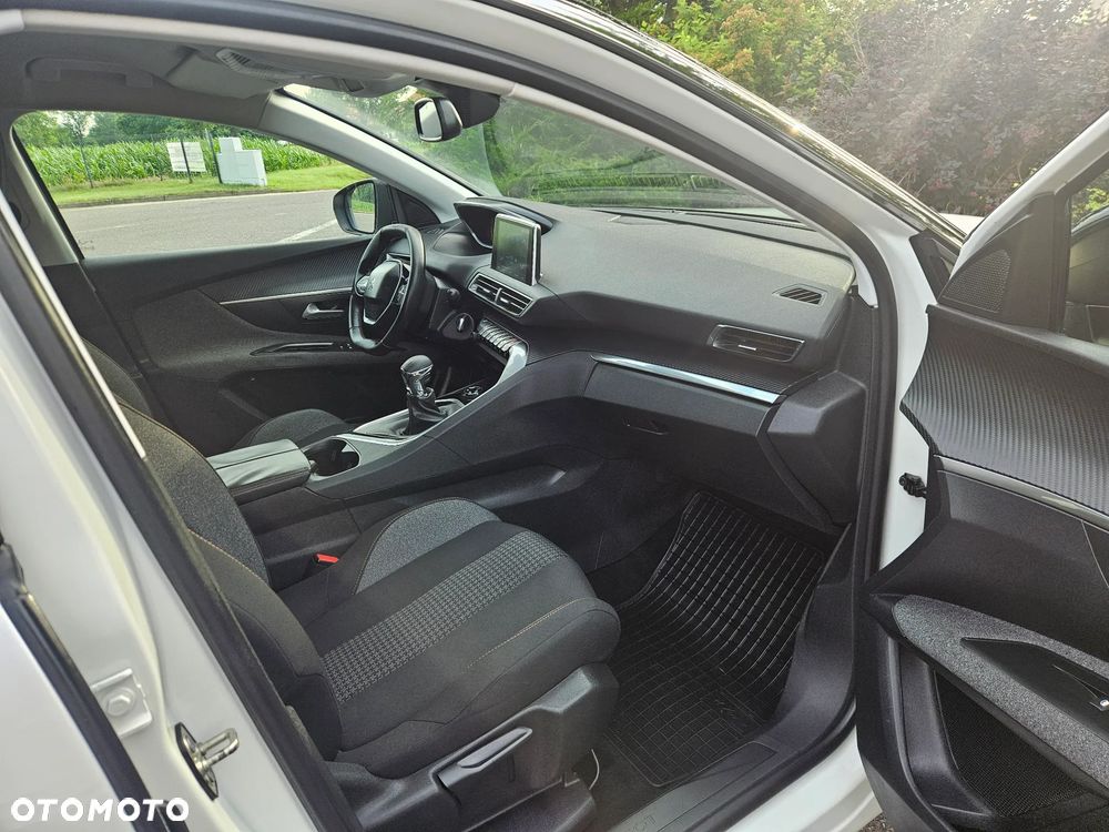 Peugeot 3008 BlueHDi 120 Stop & Start Style - 31