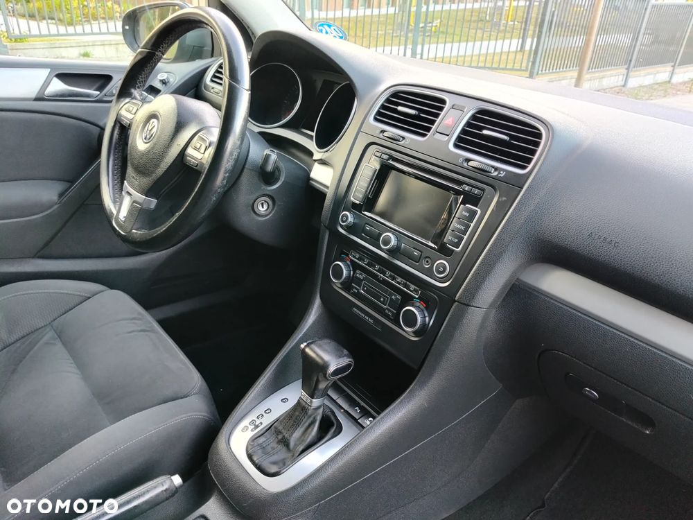 Volkswagen Golf 1.6 TDI Trendline DSG - 13