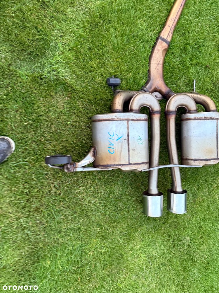 Tłumik rura  wydechowa  Honda Civic X  1.5 turbobenzyna - 5