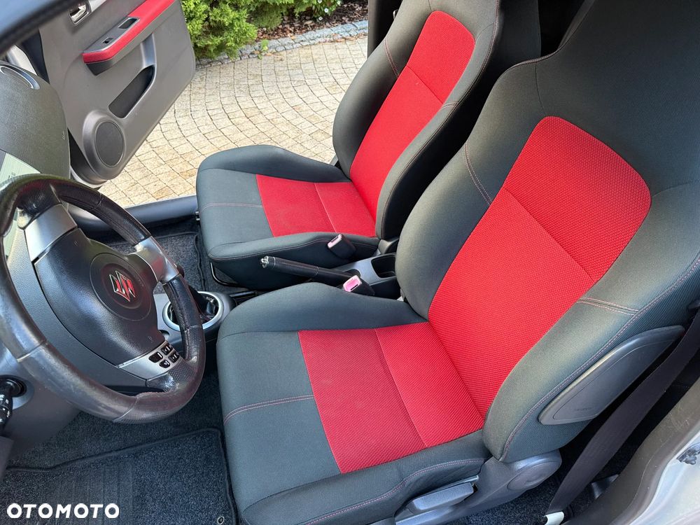 Suzuki Swift 1.6 Sport - 11