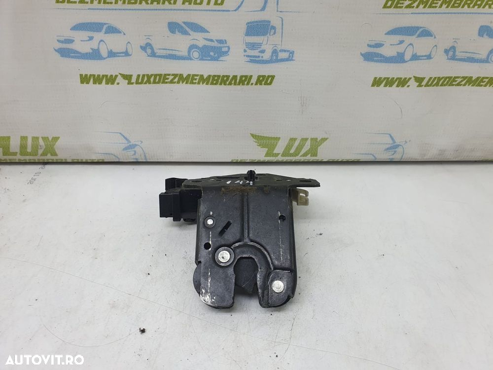 Broasca portbagaj 8p4827505b Audi Q7 4L - 1