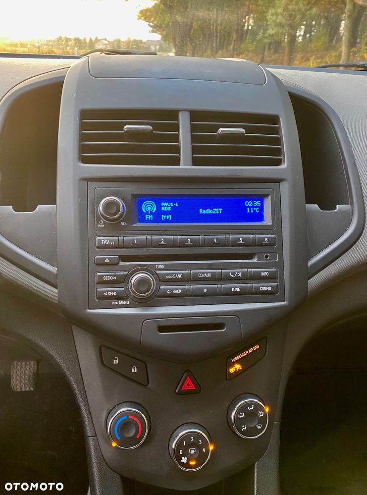 Chevrolet Aveo 1.3 LT - 14