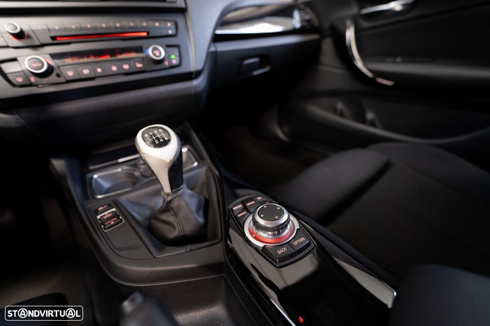 BMW 118 d - 19