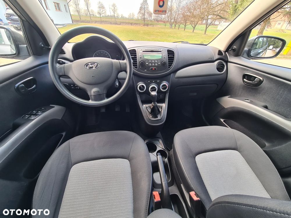 Hyundai i10 1.1 - 5