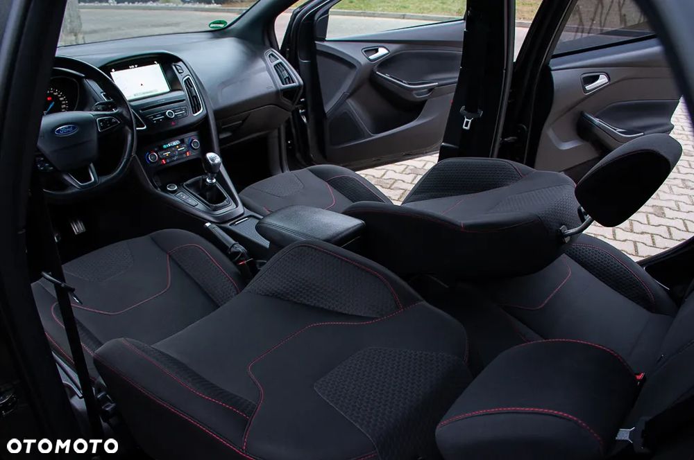 Ford Focus 1.5 EcoBoost Titanium ASS - 15