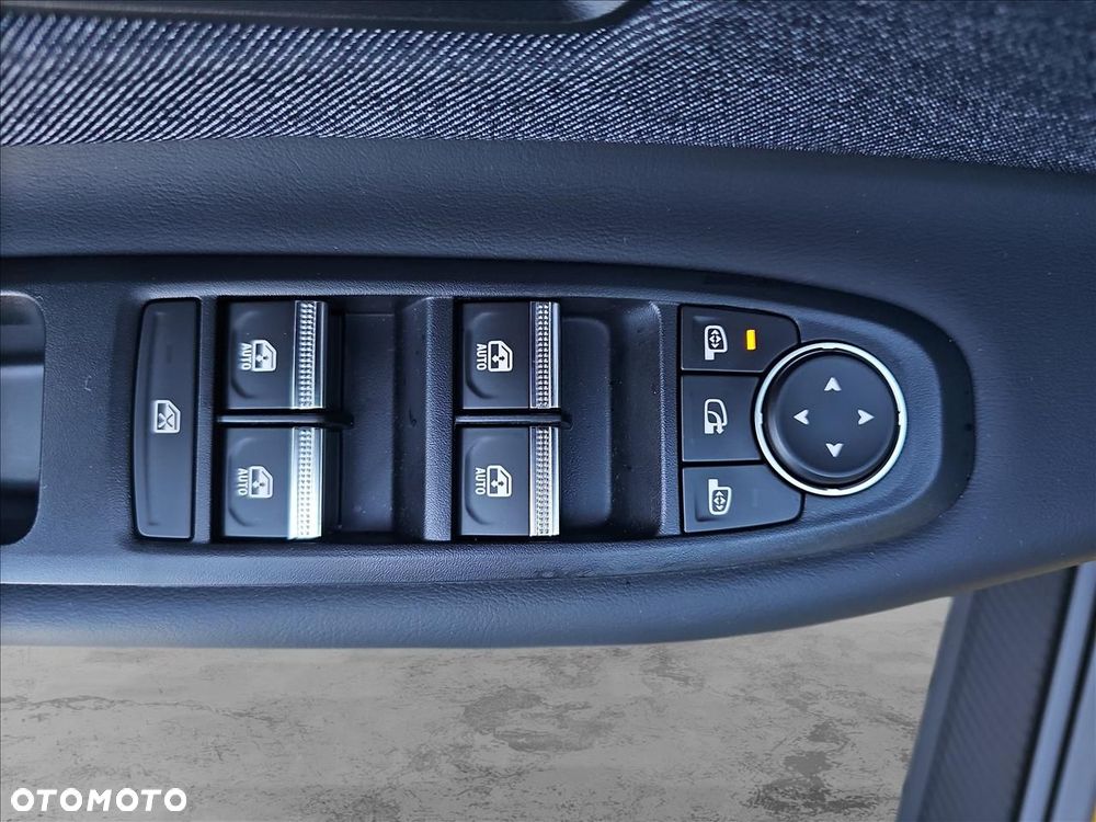 Renault 5 40kWh Urban Range Techno - 14