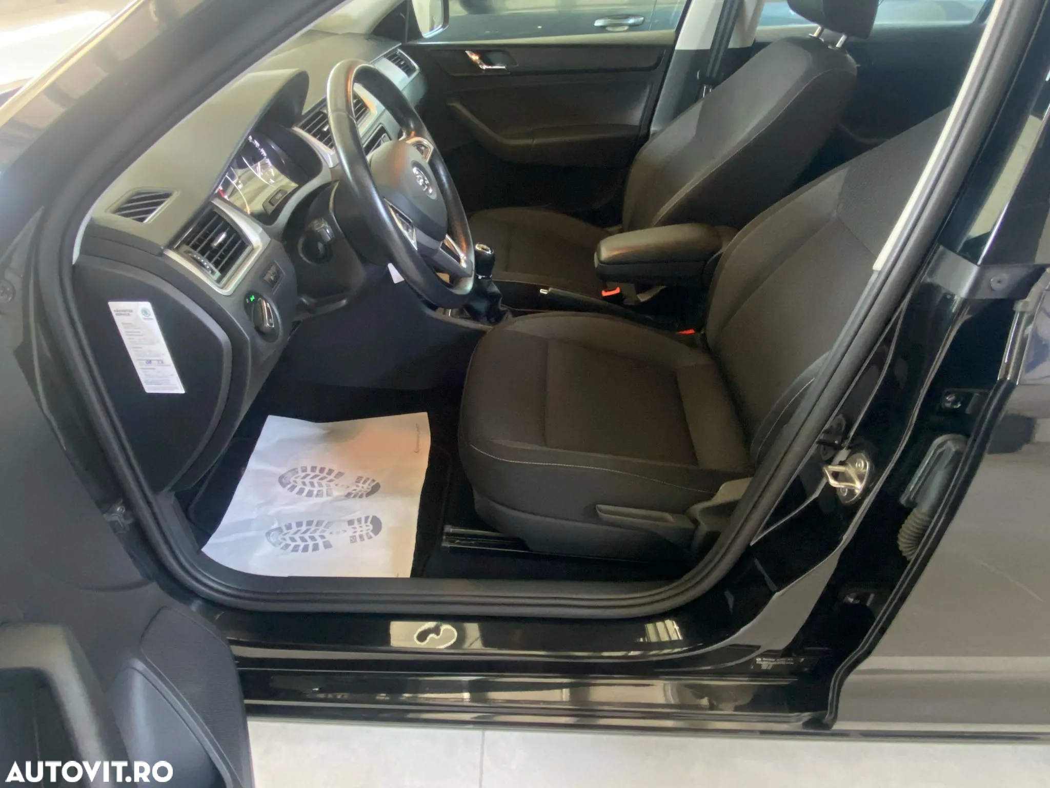 Skoda RAPID 1.4 TDI Ambition - 6