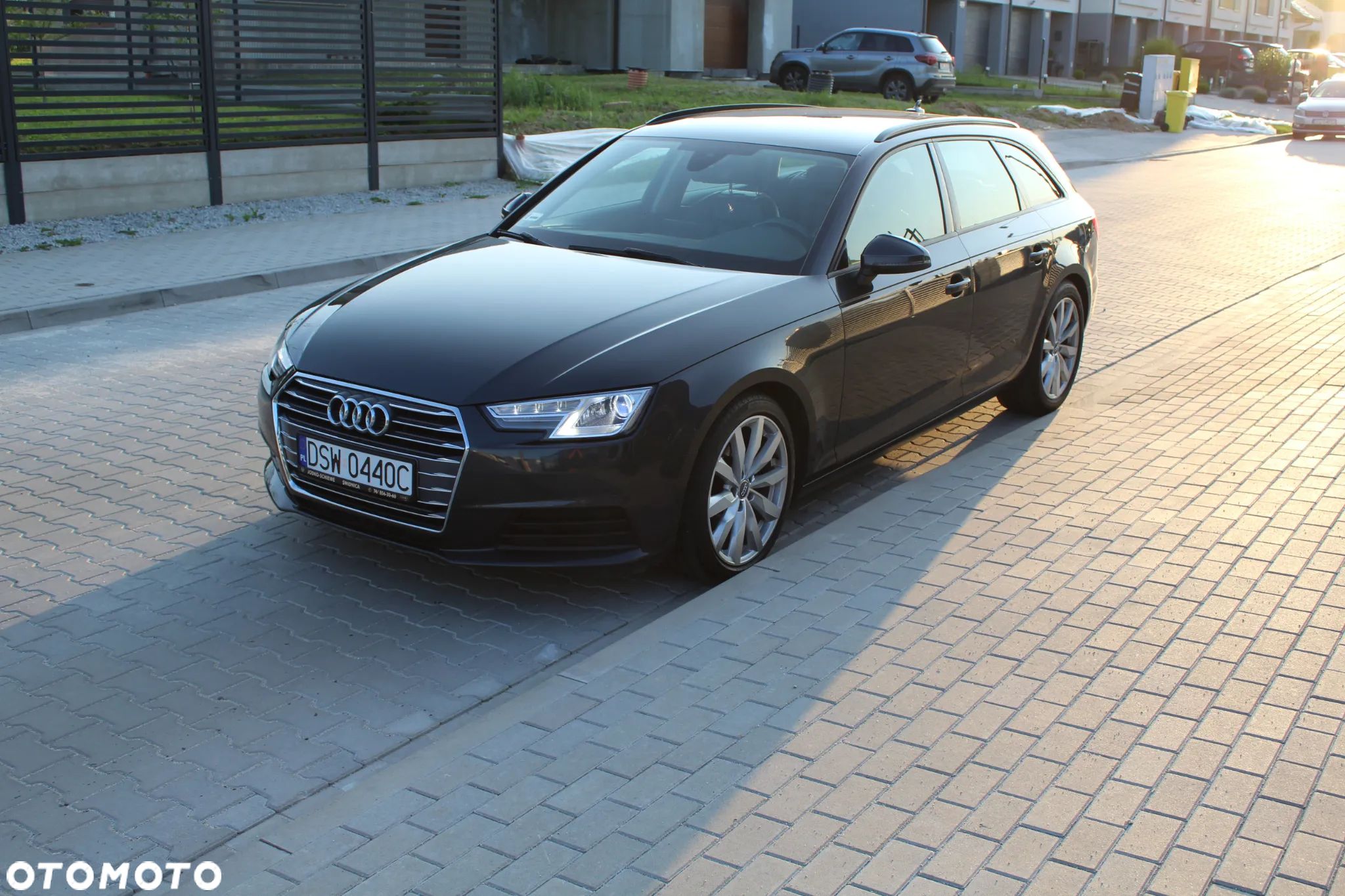 Audi A4 Avant 2.0 TDI - 1