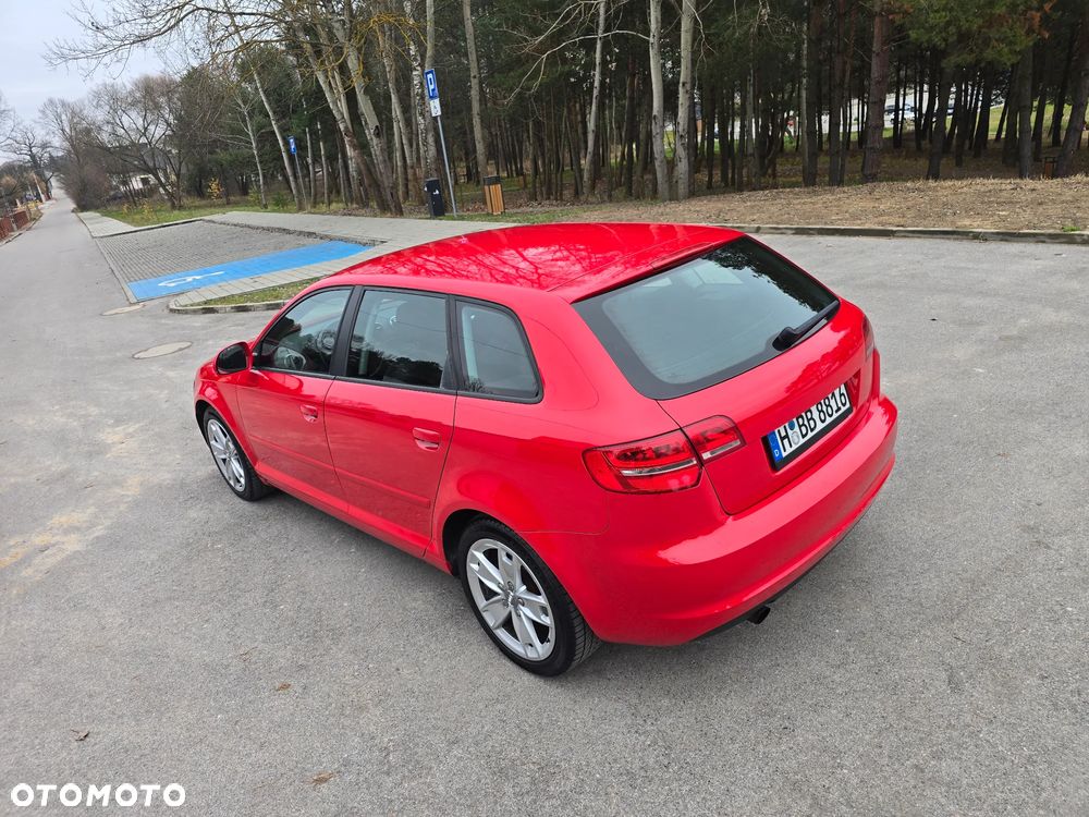Audi A3 Sportback 1.6 Attraction - 10