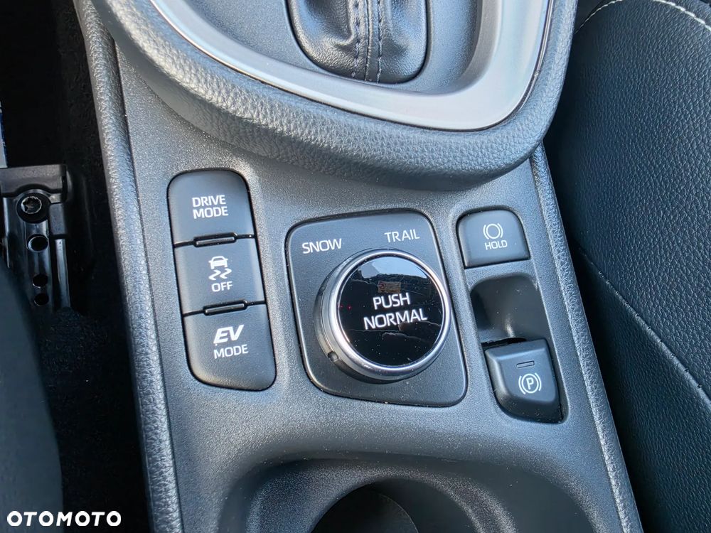 Toyota Yaris Cross 130 1.5 VVT-i AWD-i Premiere Edition - 32