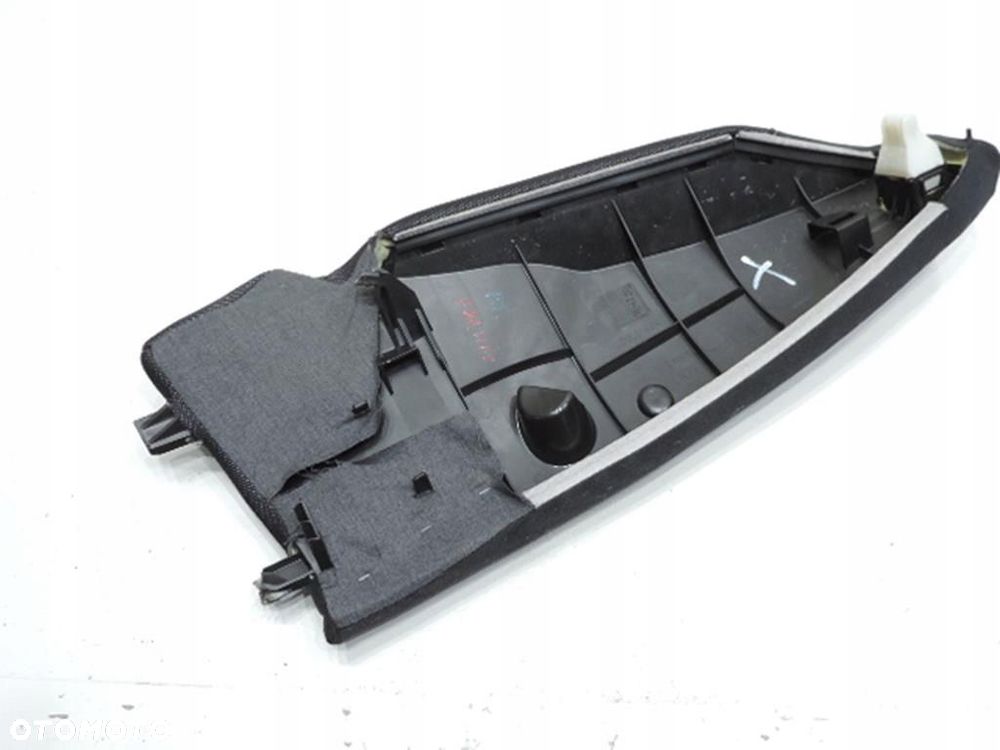 BOCZEK KANAPY PRAWY TYŁ BMW E81 LIFT - 8
