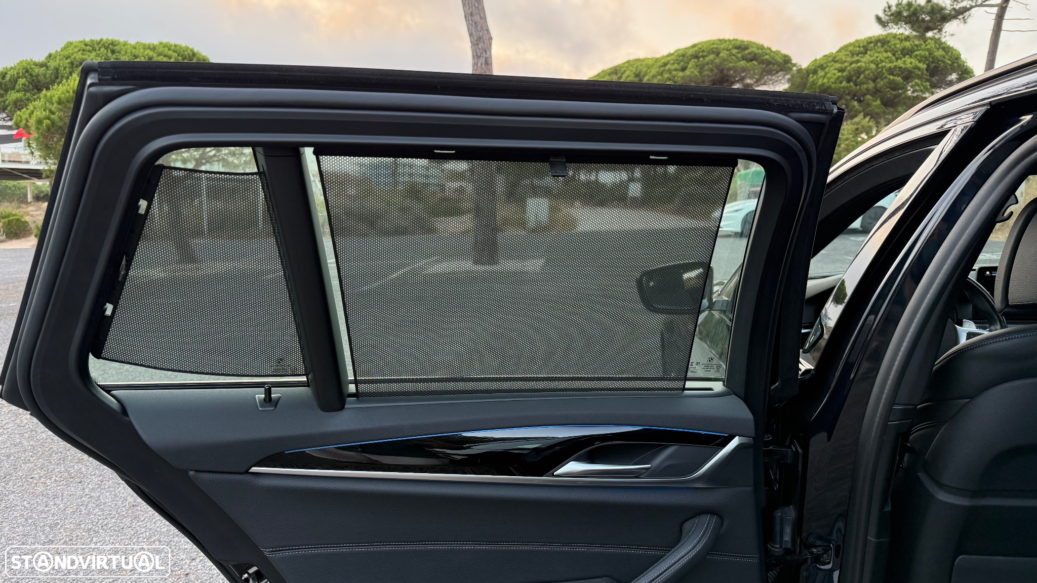 BMW 530 e Pack Desportivo M - 19