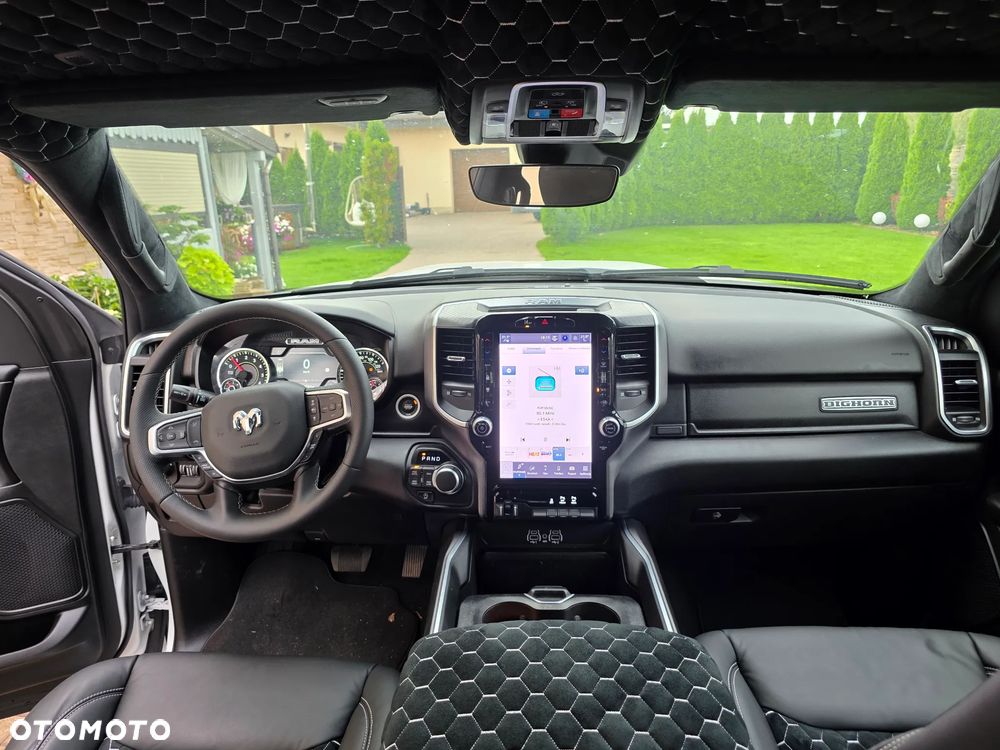 RAM 1500 - 17