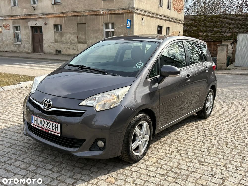 Toyota Verso S 1.4 D-4D Cool - 1