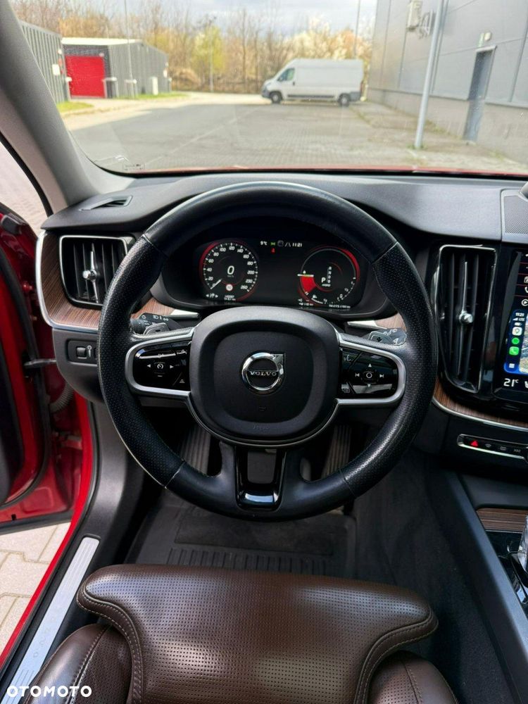 Volvo XC 60 T8 AWD Plug-In Hybrid Inscription - 21