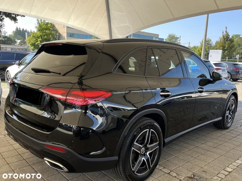 Mercedes-Benz GLC - 2