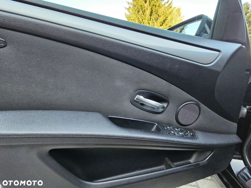 BMW Seria 5 - 35