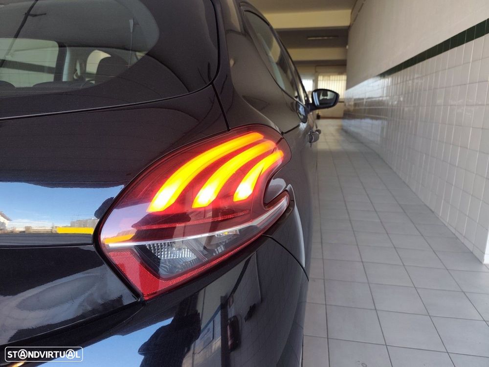 Peugeot 208 1.6 BlueHDi Active - 26