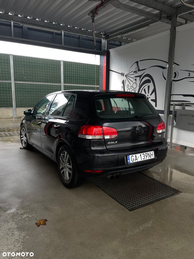 Volkswagen Golf - 16