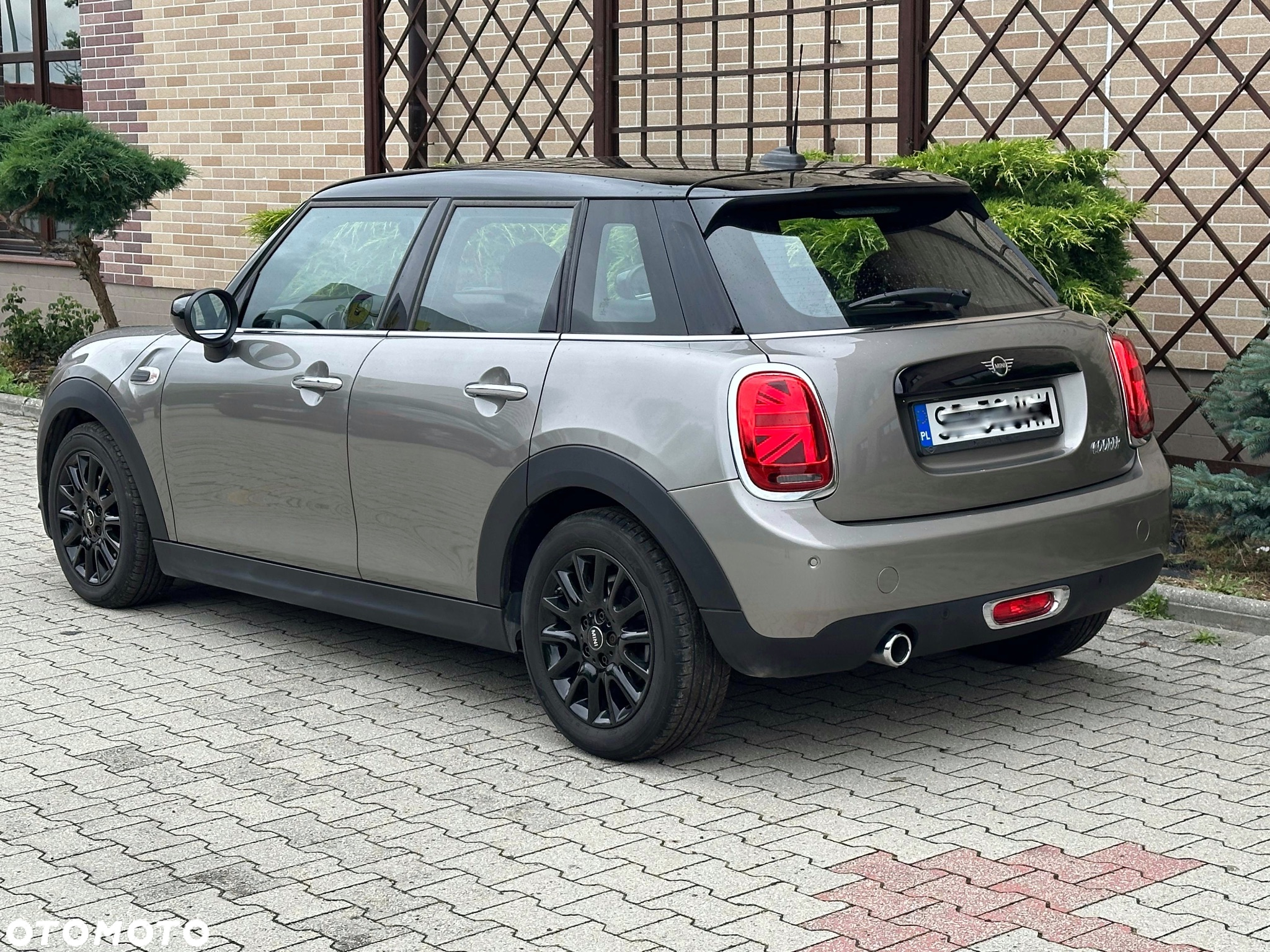 MINI Cooper Standard - 6