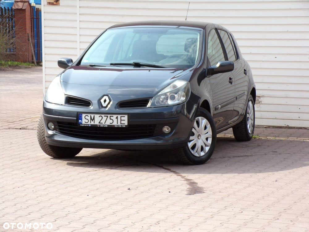 Renault Clio - 7
