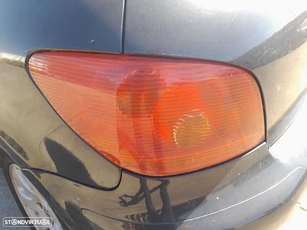 Farolim esquerdo PEUGEOT 307 (3A/C) - 2