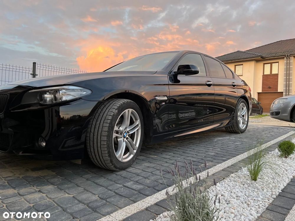 BMW Seria 5 520d xDrive - 2