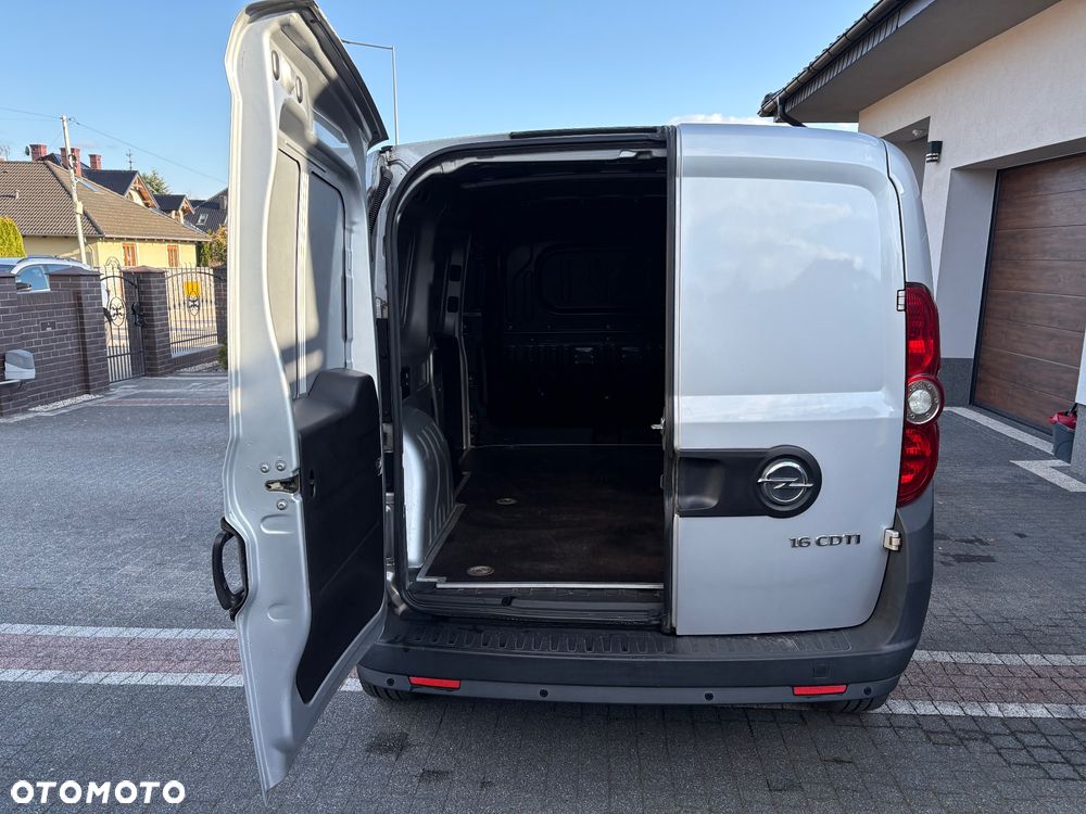 Opel Combo - 11