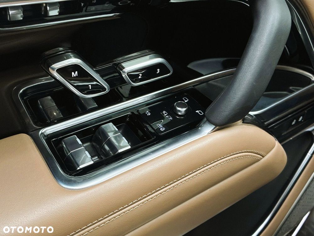 Land Rover Range Rover - 25