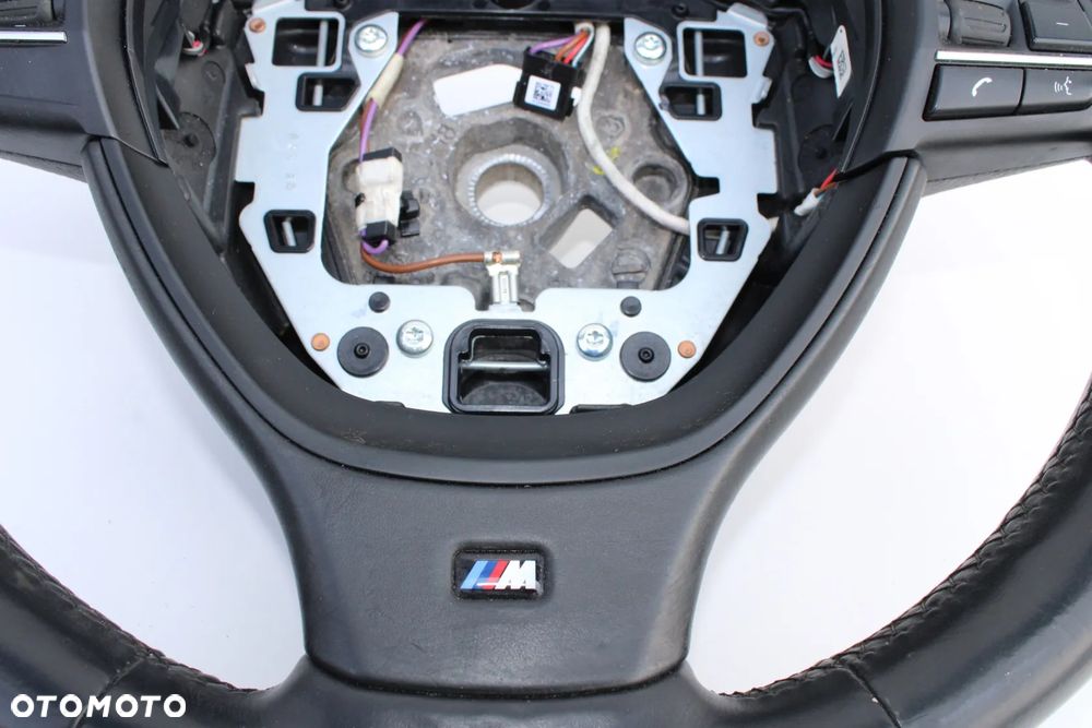 Kierownica M-pakiet M-sport OE BMW F10 F11 - 17