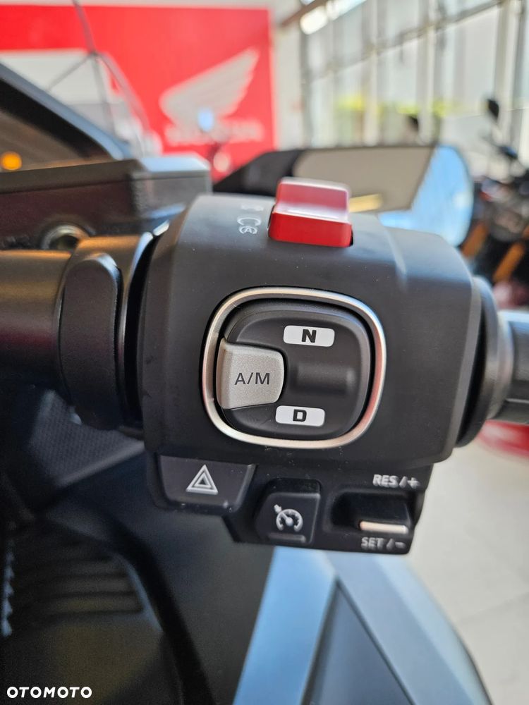 Honda GL - 17