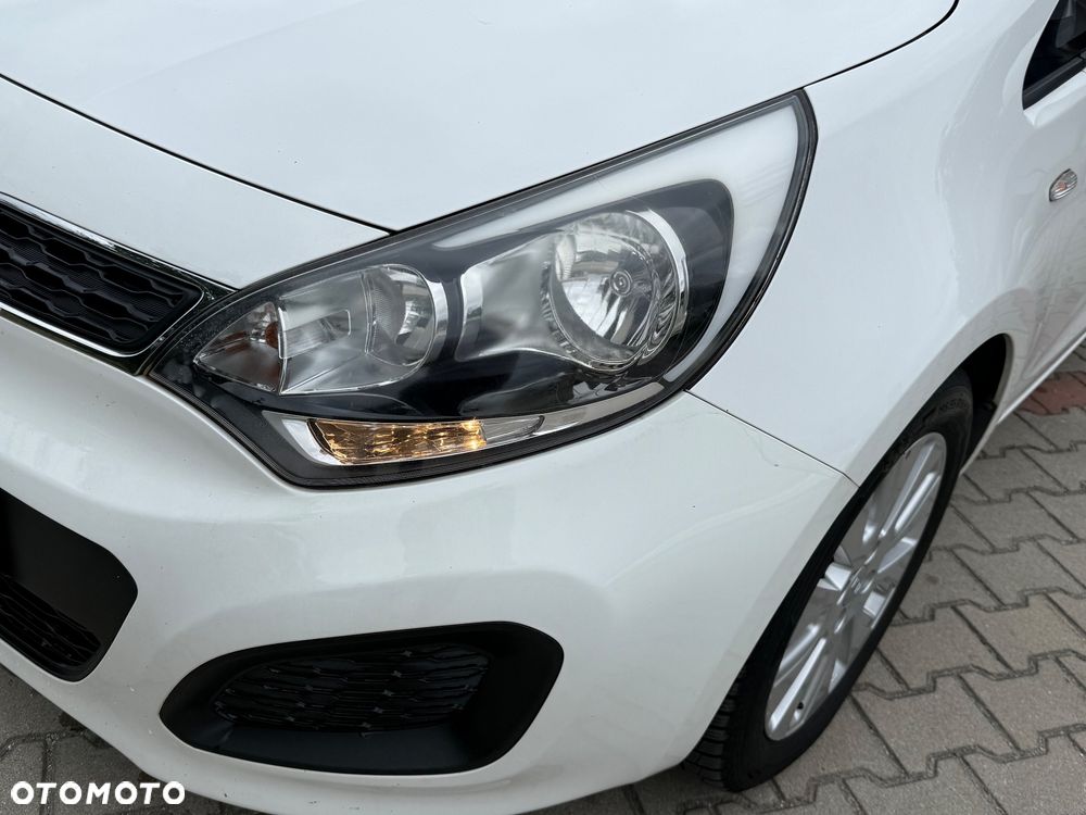 Kia Rio 1.2 Attract - 9