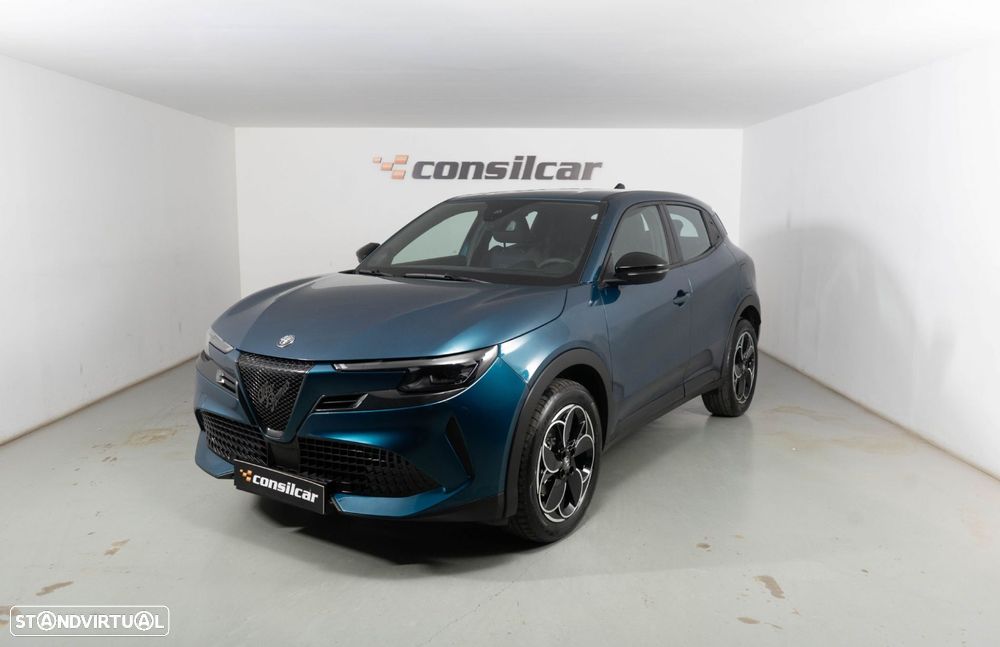 Alfa Romeo Junior Elletrica 50 kWh Launch Edition - 2