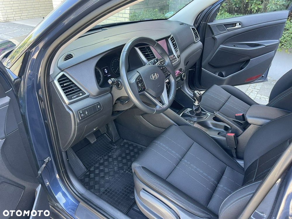 Hyundai Tucson - 36