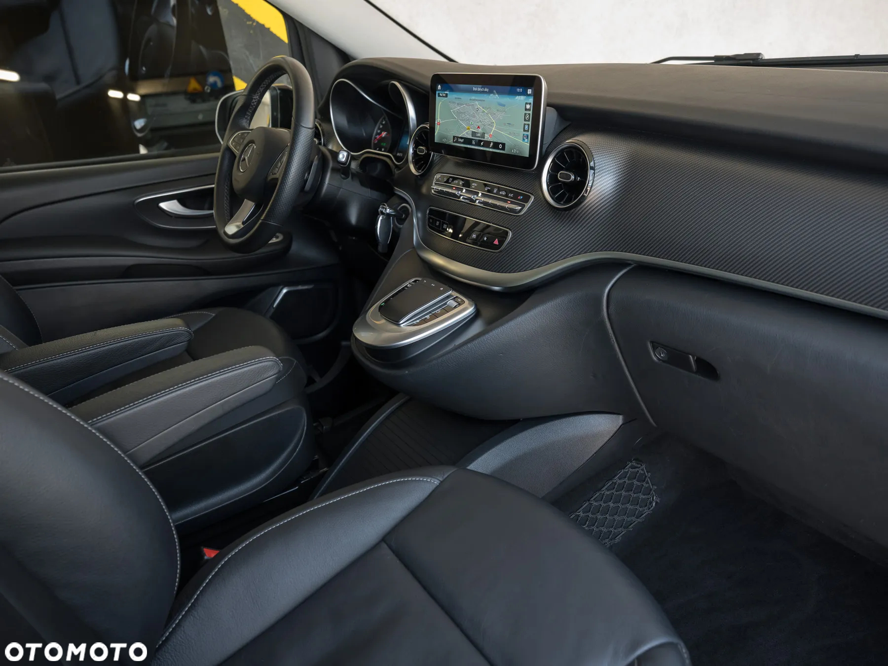 Mercedes-Benz Klasa V 300 d 4-Matic Exclusive 9G-Tronic (d³ugi) - 39